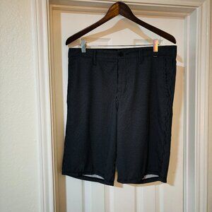 Hurley Dry-fit phantom shorts- Mens size 33 Black Grey
